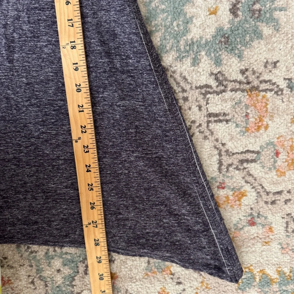 Lululemon Womens Size 6 Medium Rehearsal Long Sleeve Heathered Purple Swan Exc